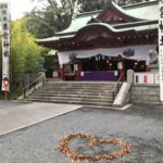 来宮神社観光で不思議体験どころか恐怖体験が待っていた！御神木大楠パワースポットと当たるおみくじでハートご利益縁結び効果